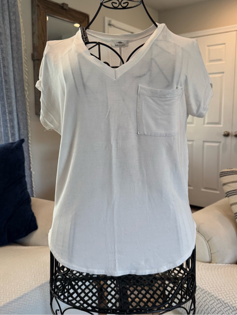 Rebel Society White V-Neck Pocket Tee | Size Small